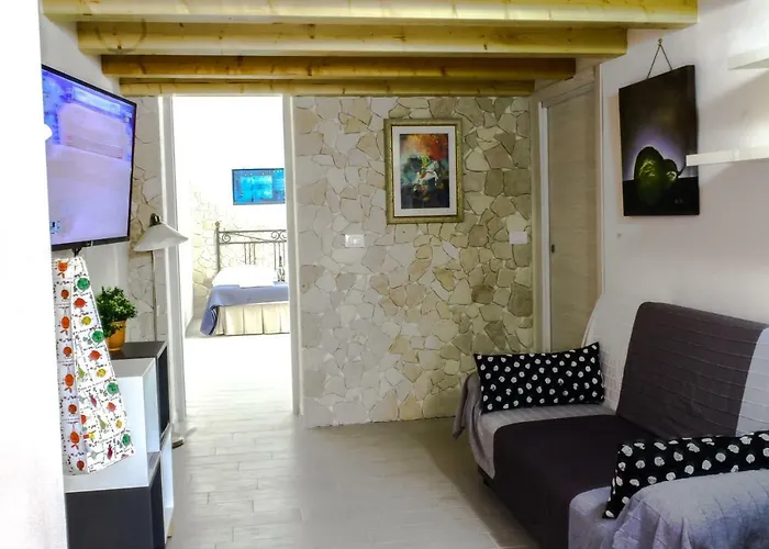 Fausto\'S House 2